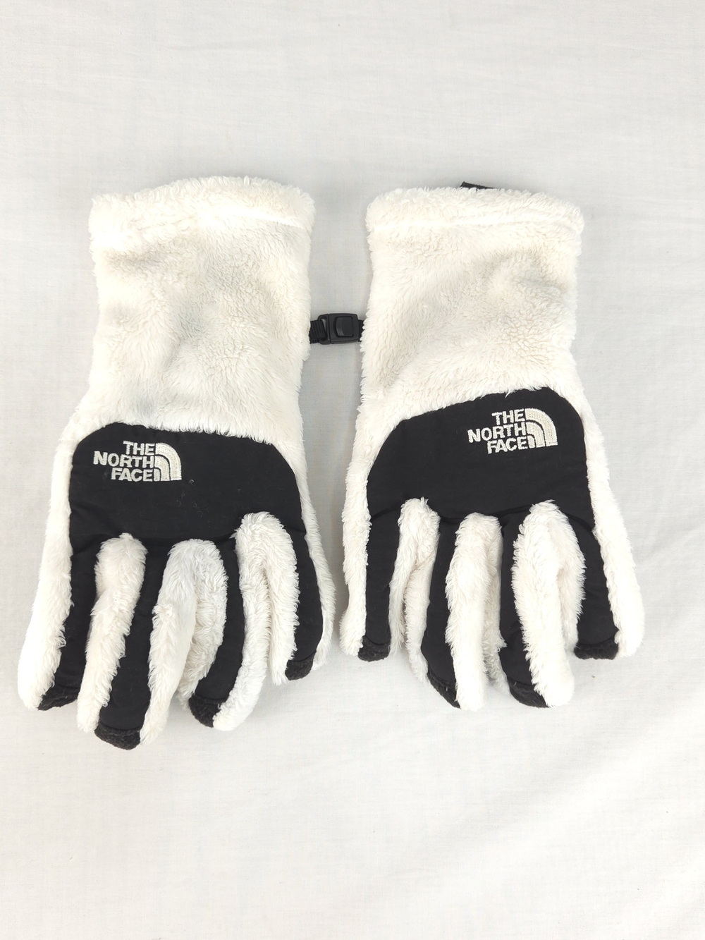 The North Face Women's White and Black Fleece Gloves